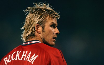 猫头鹰体育动态-伤病来袭哈兰德伤停两个月